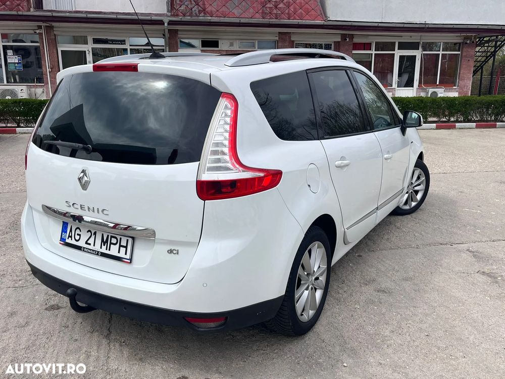 Renault Grand Scenic - 12