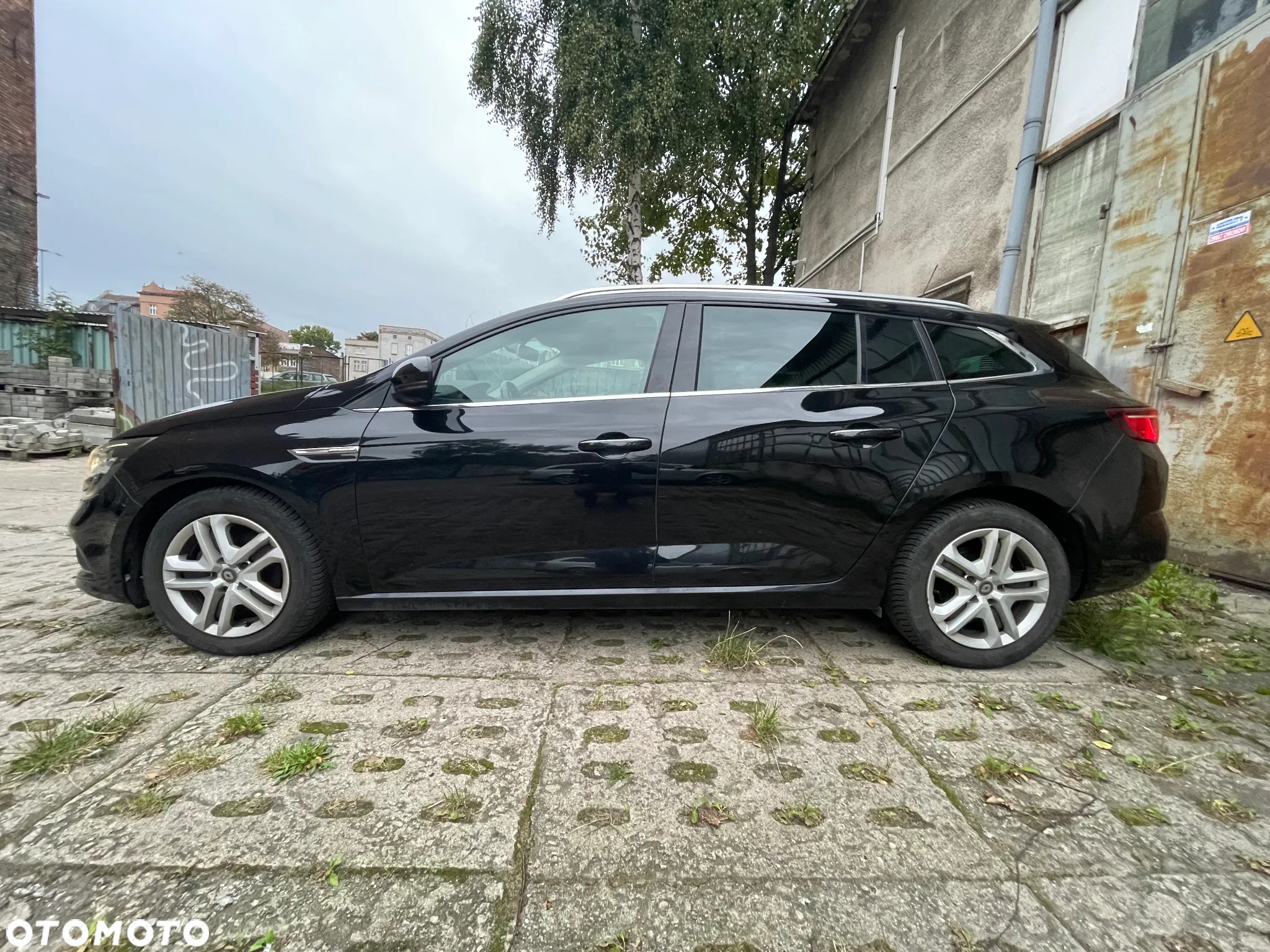 Renault Megane 1.5 dCi Limited EDC - 13