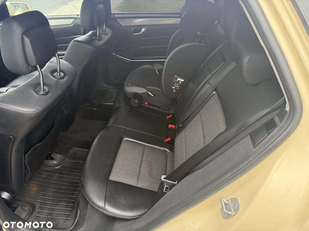 Mercedes-Benz Klasa E - 7