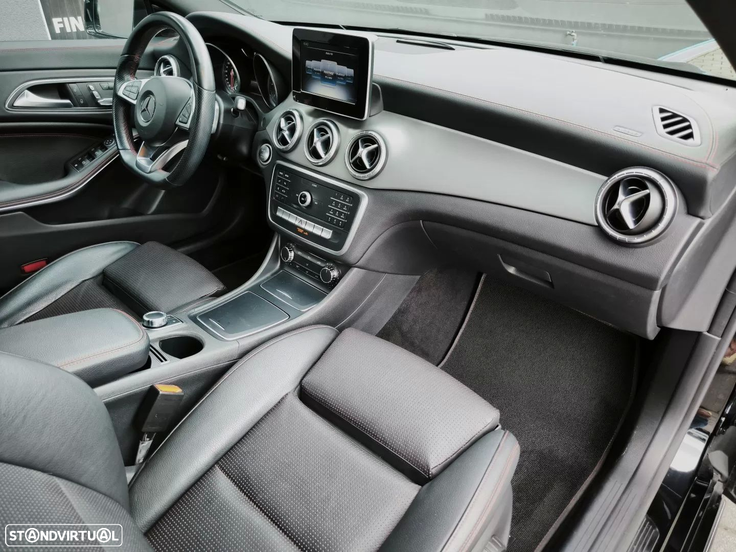 Mercedes-Benz CLA 200 d Shooting Brake AMG Line Aut. - 14