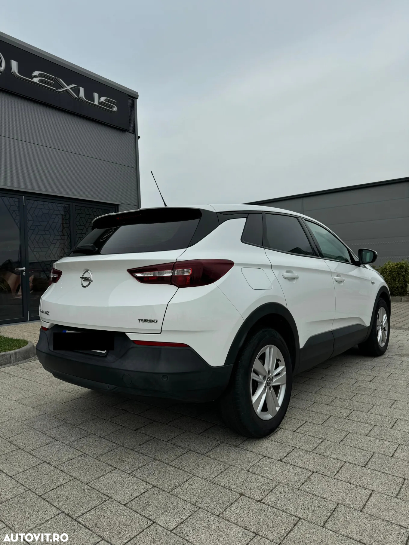 Opel Grandland X 1.2 Turbo START/STOP Aut. Enjoy - 4