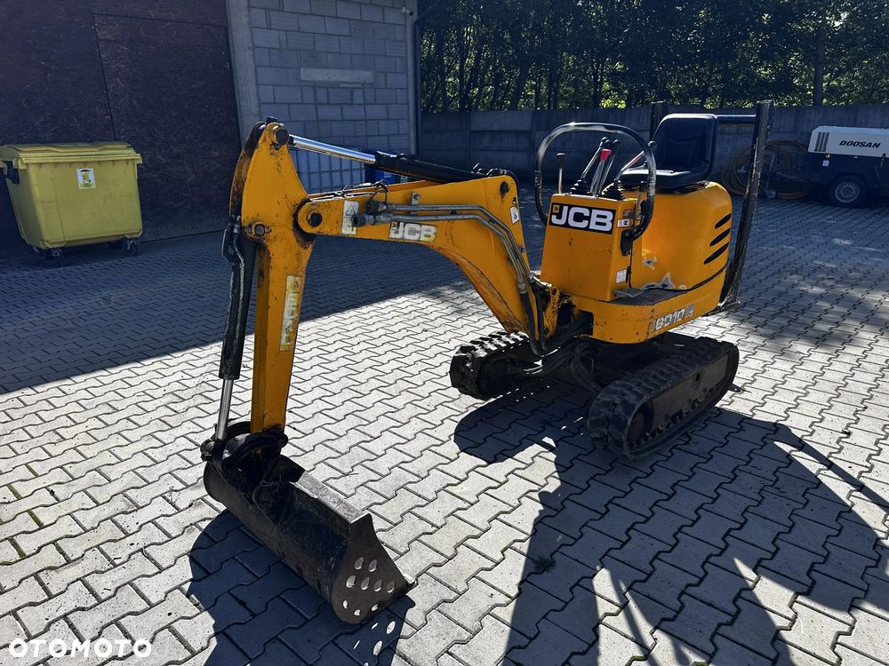 JCB 8010 - 2