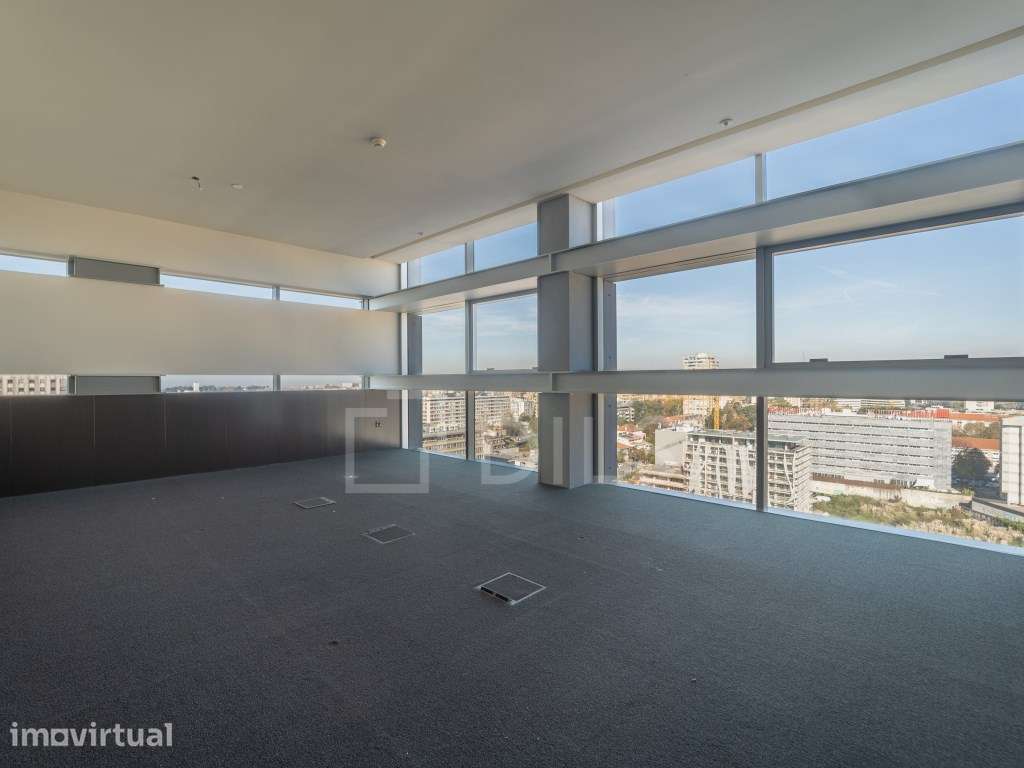 Escritório para arrendar, no Edifício Burgo, Boavista, Porto - Grande imagem: 2/15