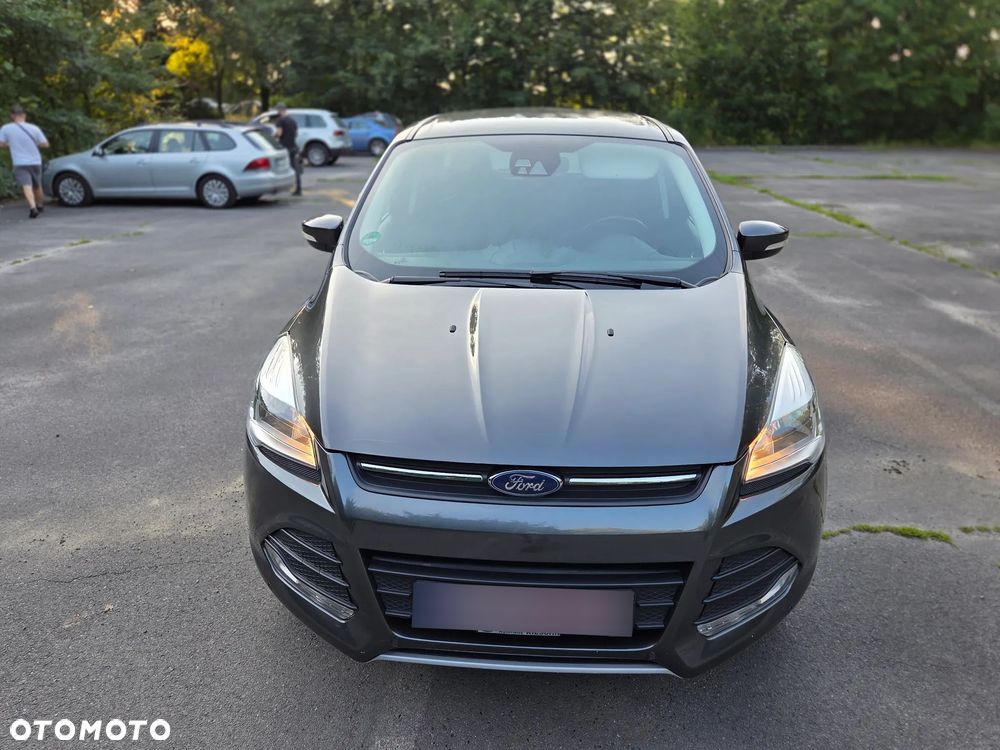 Ford Kuga - 8