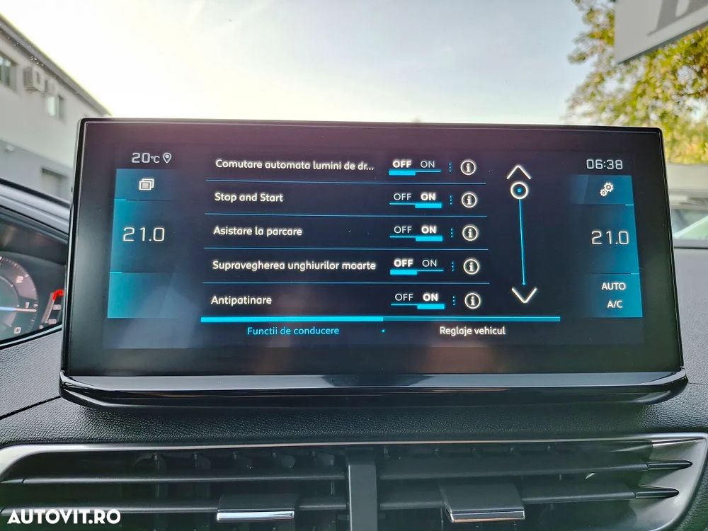 Peugeot 3008 1.5 BlueHDI 130 EAT8 Allure Pack - 15