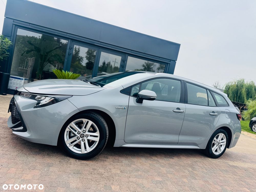 Toyota Corolla 1.8 Business Edition - 24