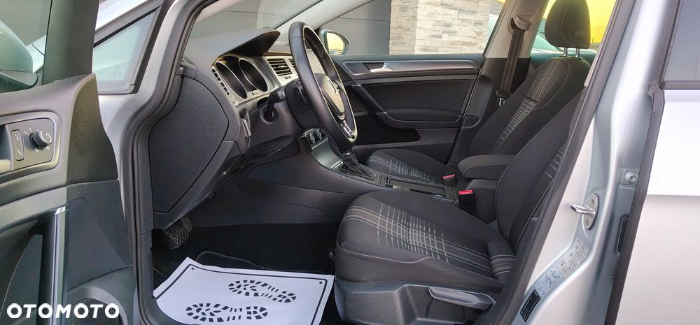 Volkswagen Golf 1.6 TDI BlueMotion Technology DSG Lounge - 15