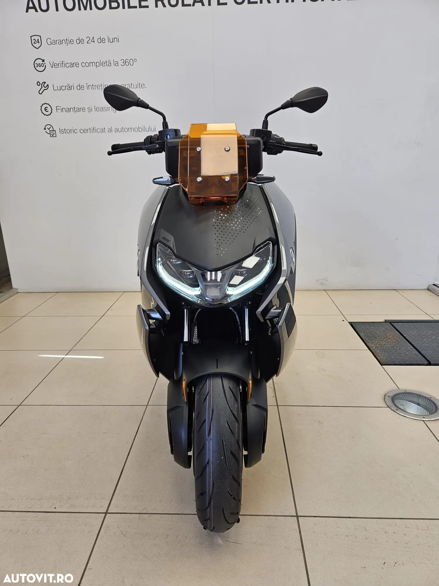 BMW CE 04 - 11