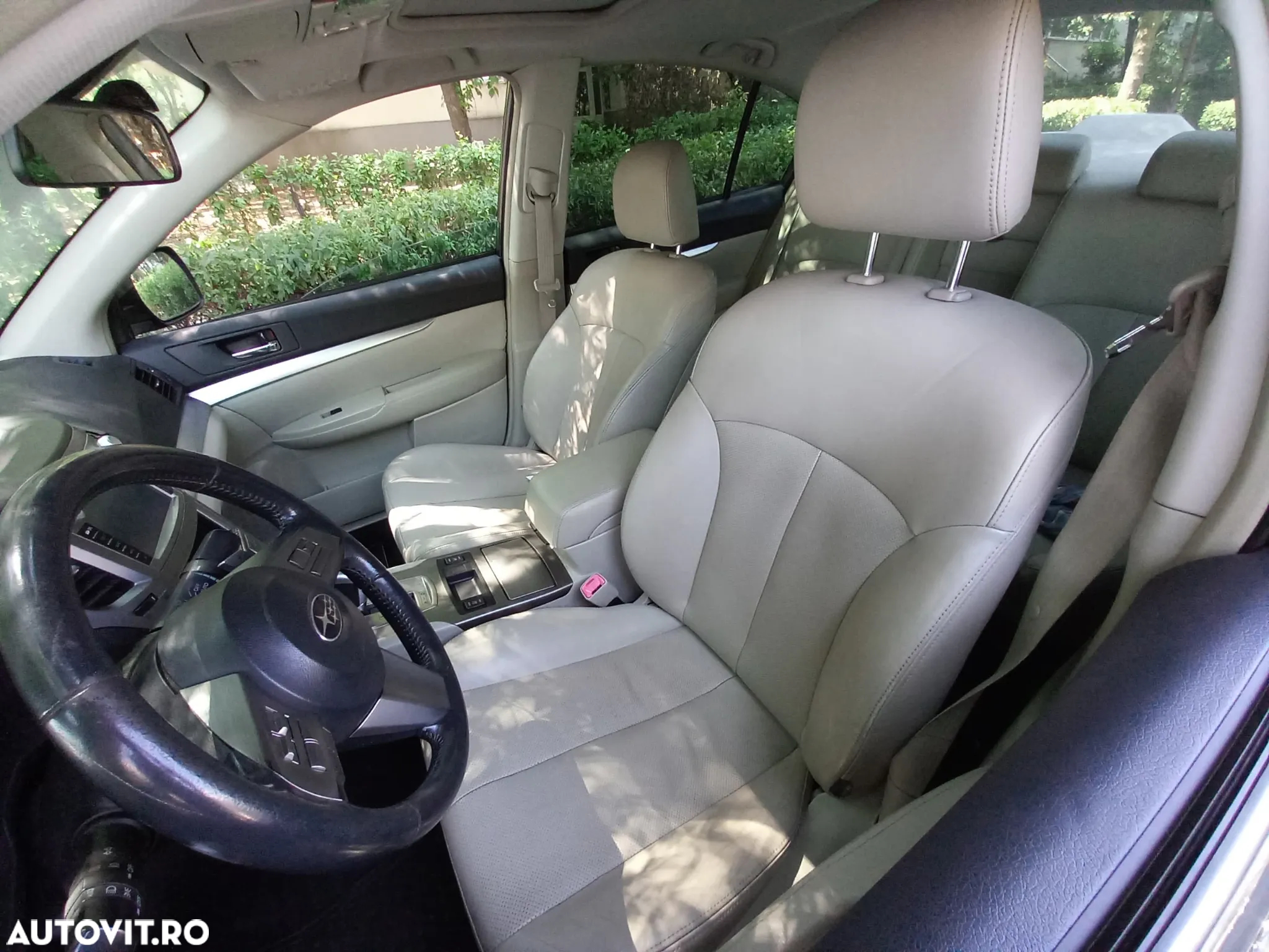 Subaru Legacy 2.0i CVT Emotion - 28