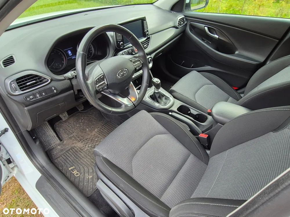 Hyundai i30 1.5 T-GDI 48V Modern - 7