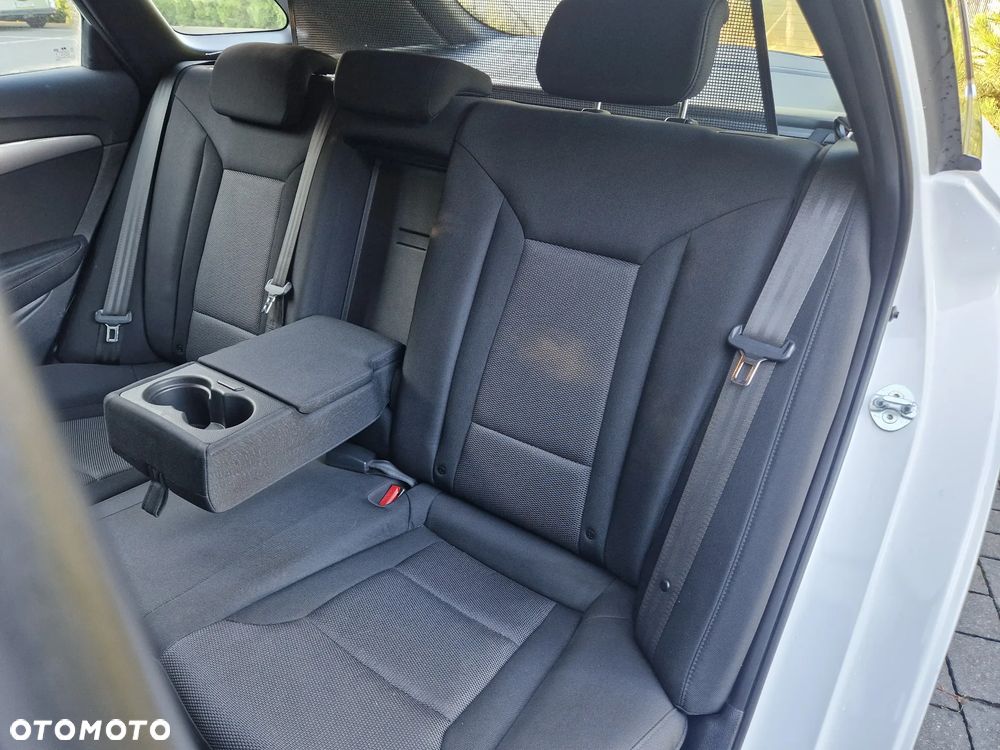 Hyundai i40 - 25
