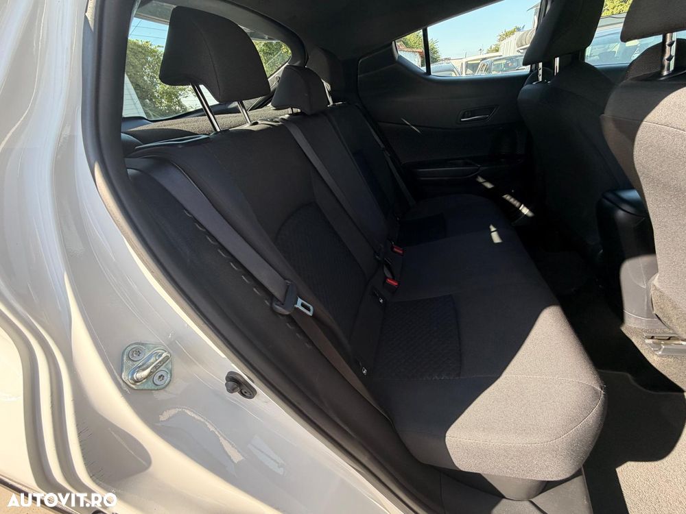 Toyota C-HR 1.2 Turbo 4x2 CVT C-ult - 18