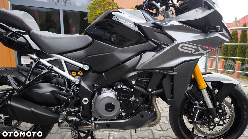 Suzuki GSX 1000 - 19