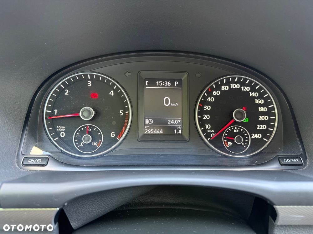 Volkswagen Touran 2.0 TDI DPF DSG Life - 28