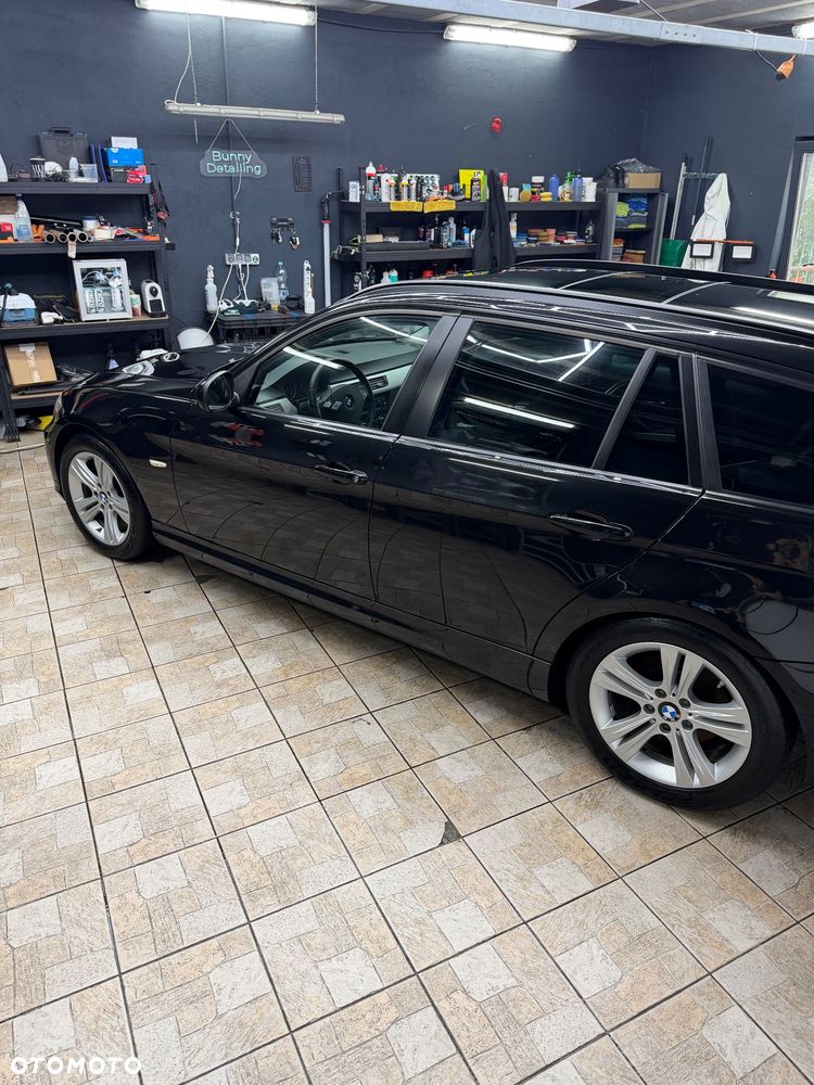 BMW Seria 3 320d - 12