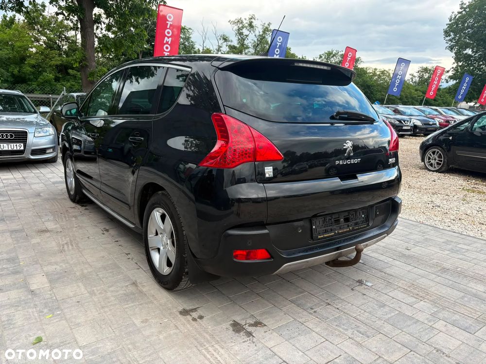 Peugeot 3008 Hybrid4 - 6