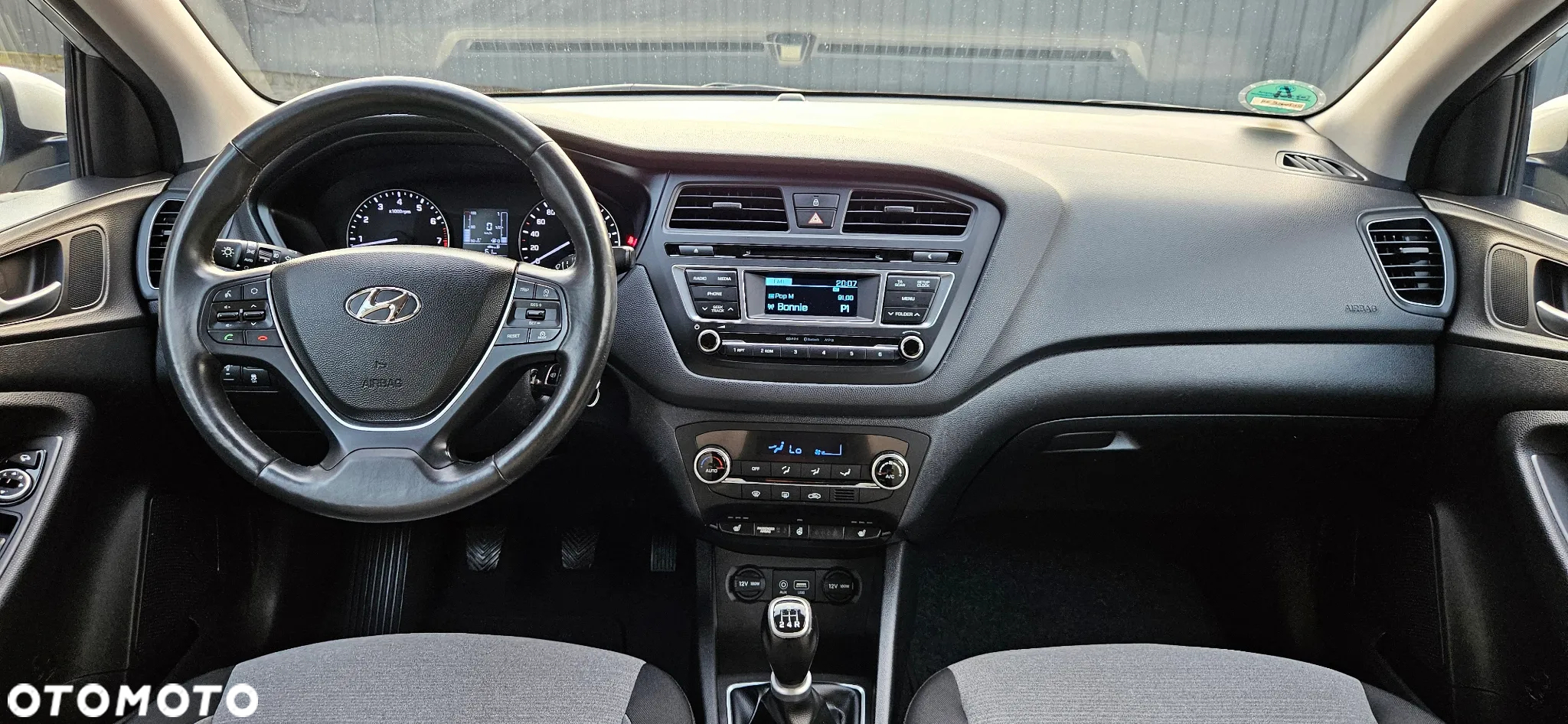 Hyundai i20 1.2 YES Silver - 5