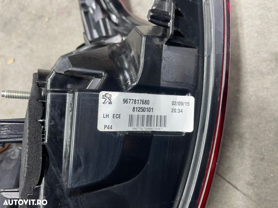 Stop stanga spate PEUGEOT 308 hatchback an 2015-2019 cu led si bec - 3