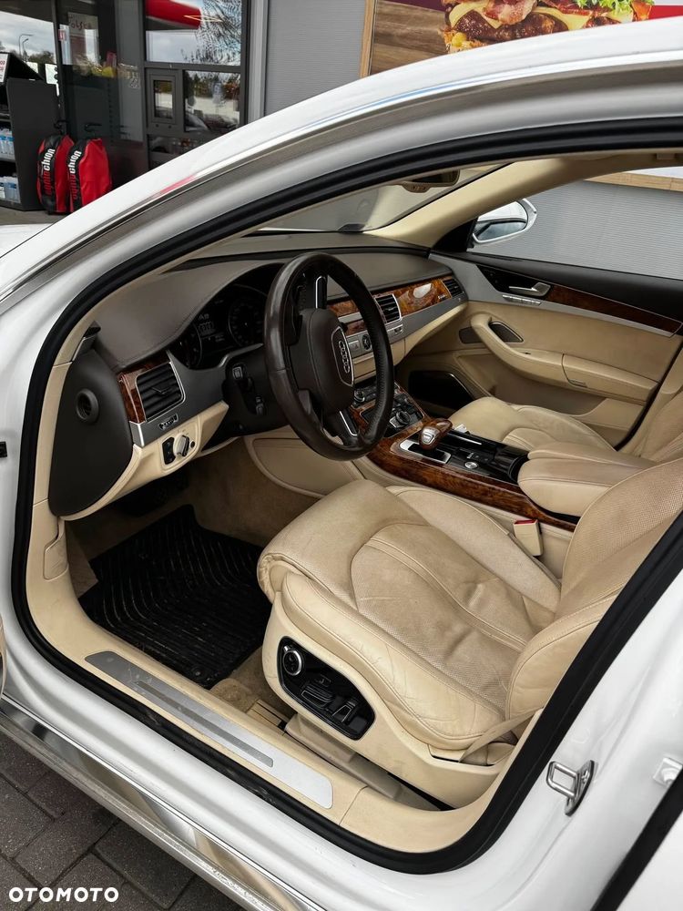 Audi A8 4.2 TDI L Quattro - 25