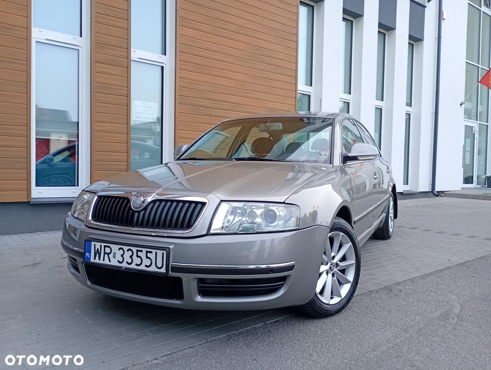 Skoda Superb 2.0 TDI DPF Platinum - 21