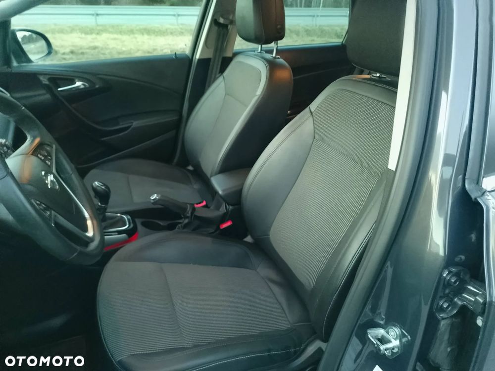 Opel Astra 1.6 CDTI DPF ecoFLEX TourerStart/Stop Exklusiv - 23