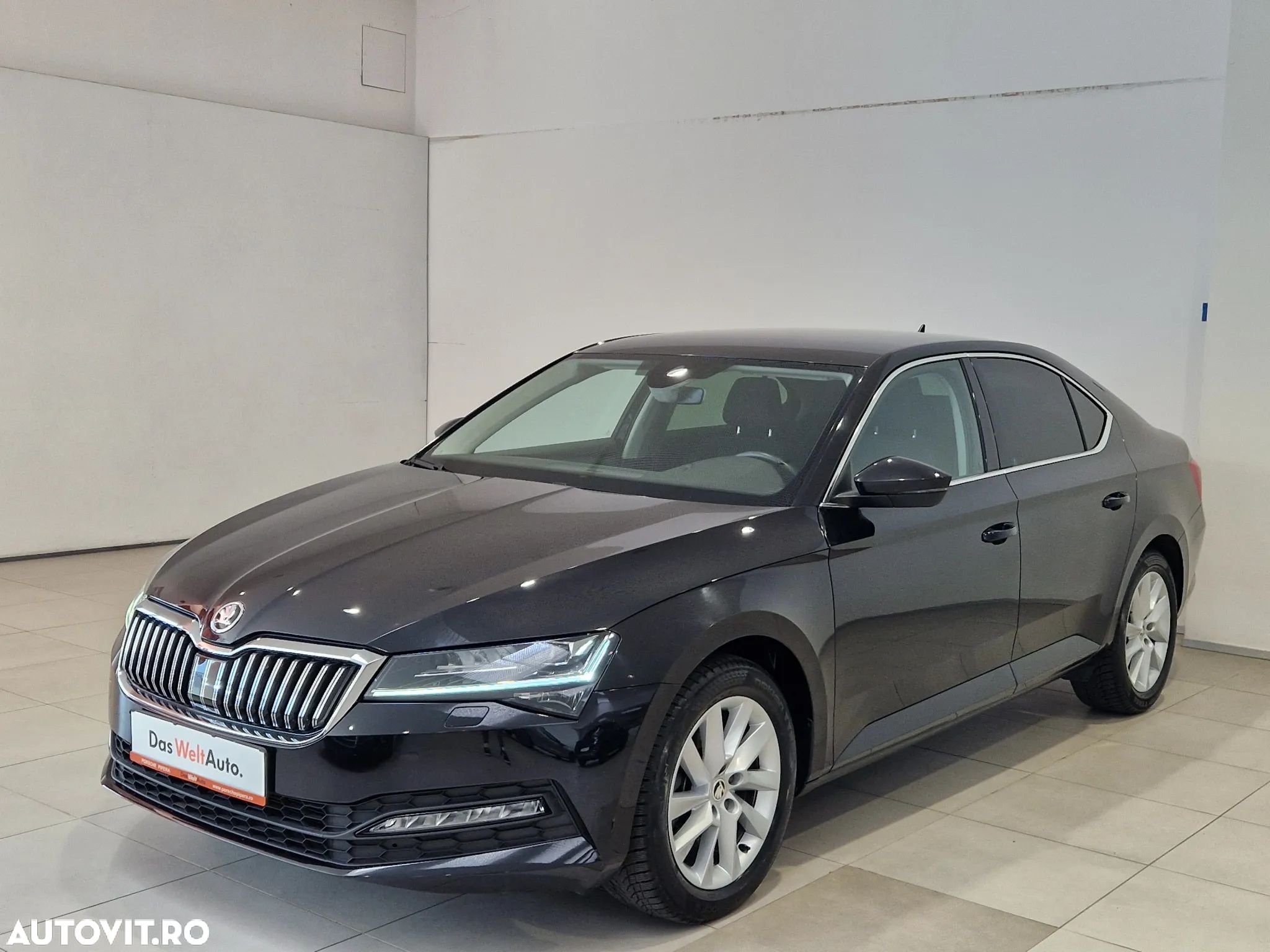 Skoda Superb - 1