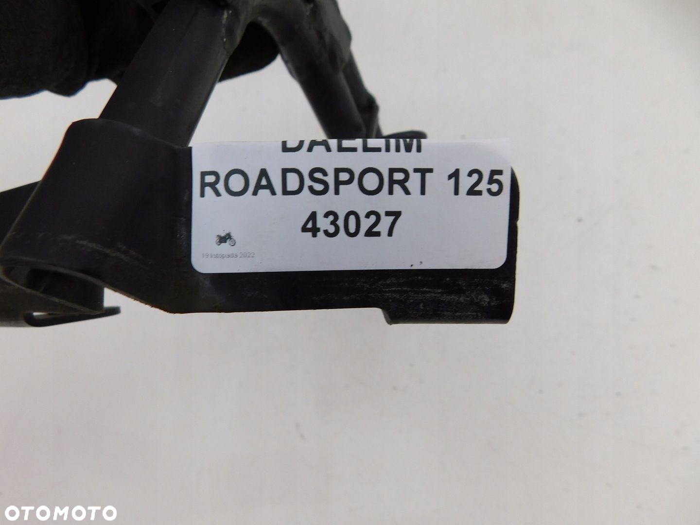 DAELIM ROADSPORT 125 STELAŻ PRZEDNI PRZÓD - 7