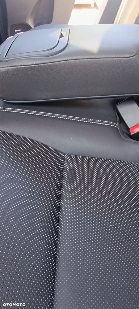 Toyota Avensis 1.8 Prestige - 21
