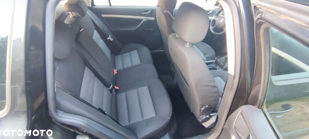 Skoda Octavia - 8