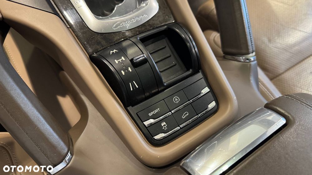 Porsche Cayenne S Tiptronic S - 25