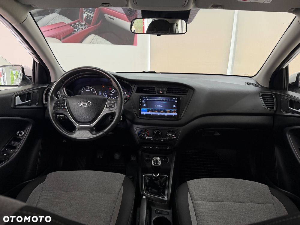 Hyundai i20 1.4 Premium - 23