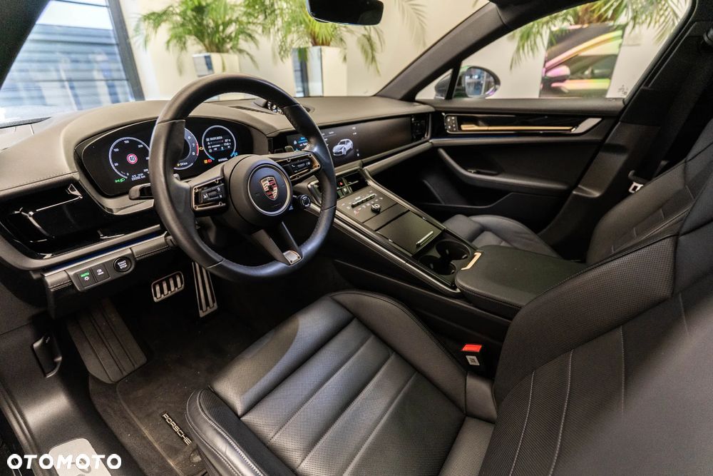 Porsche Panamera 4 - 10