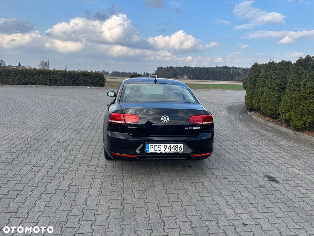 Volkswagen Passat - 9