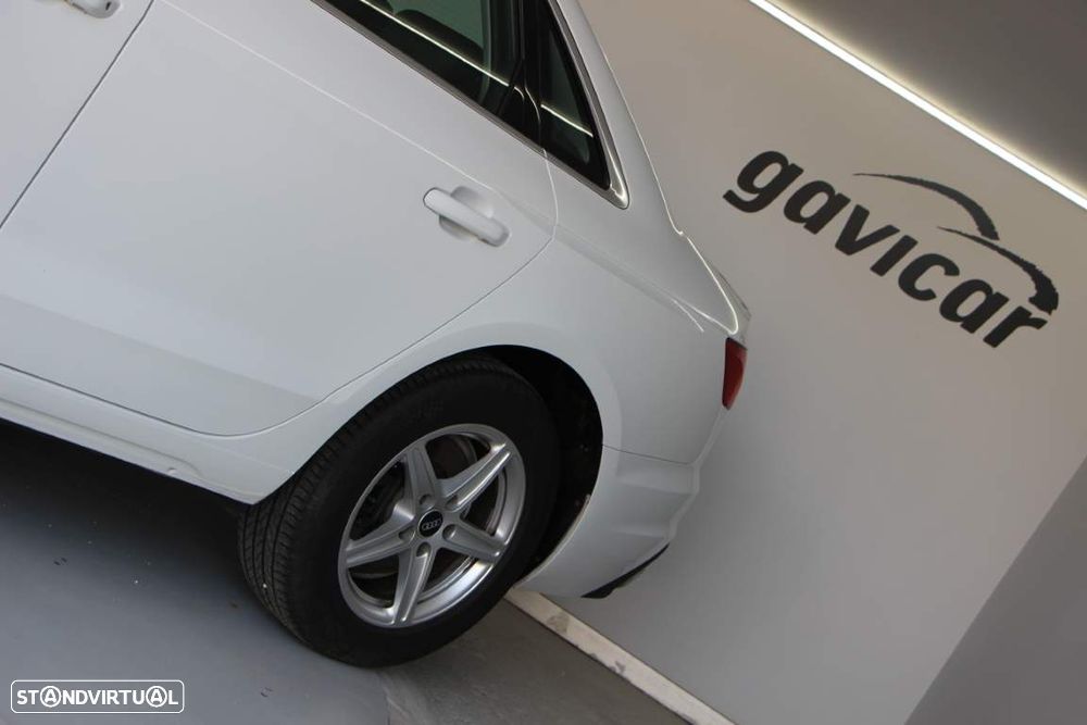 Audi A4 35 TDI S tronic - 3