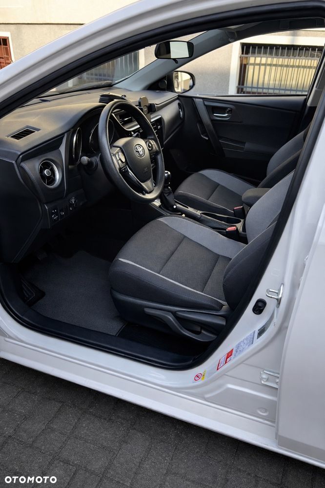 Toyota Auris 1.4 D-4D Premium - 5