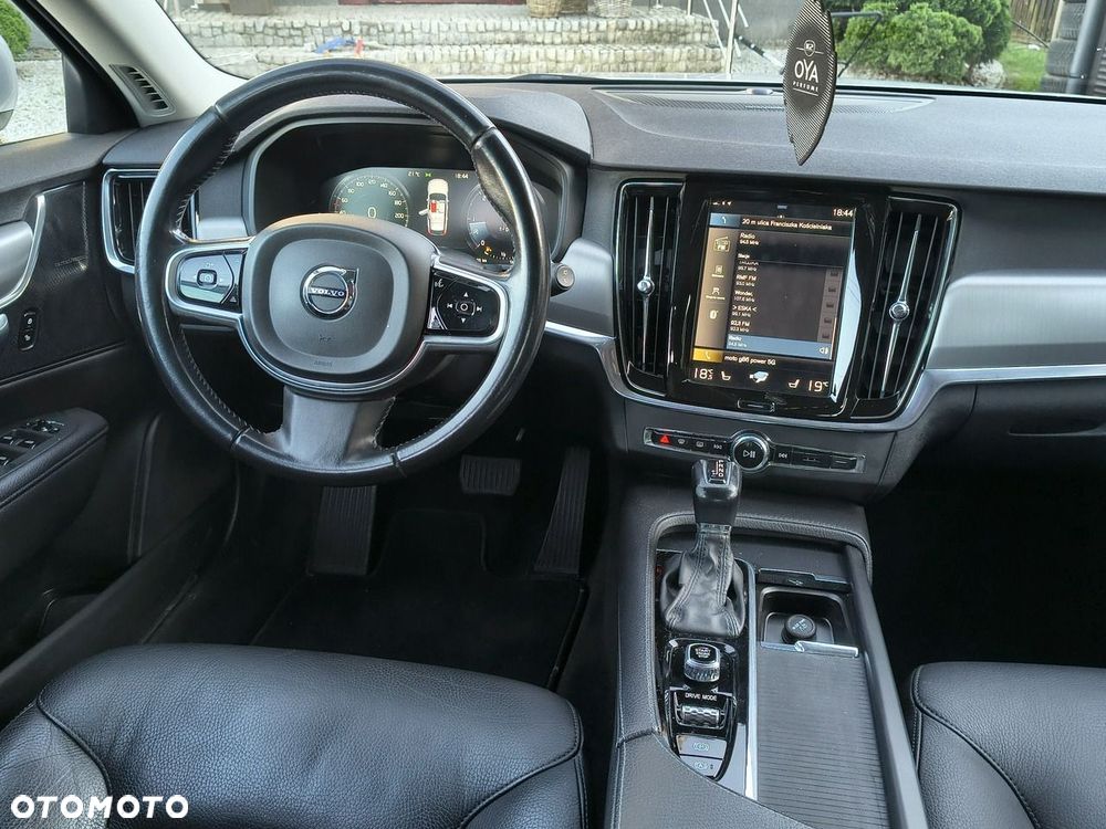 Volvo V90 D3 Momentum - 13