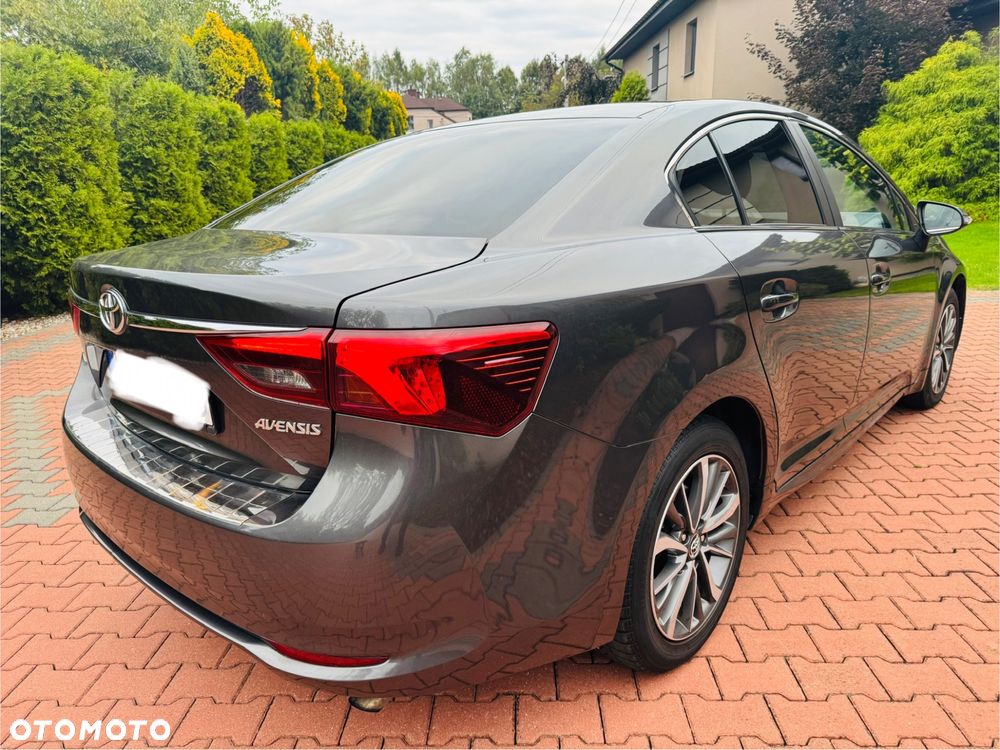 Toyota Avensis 2.0 D-4D Prestige - 3