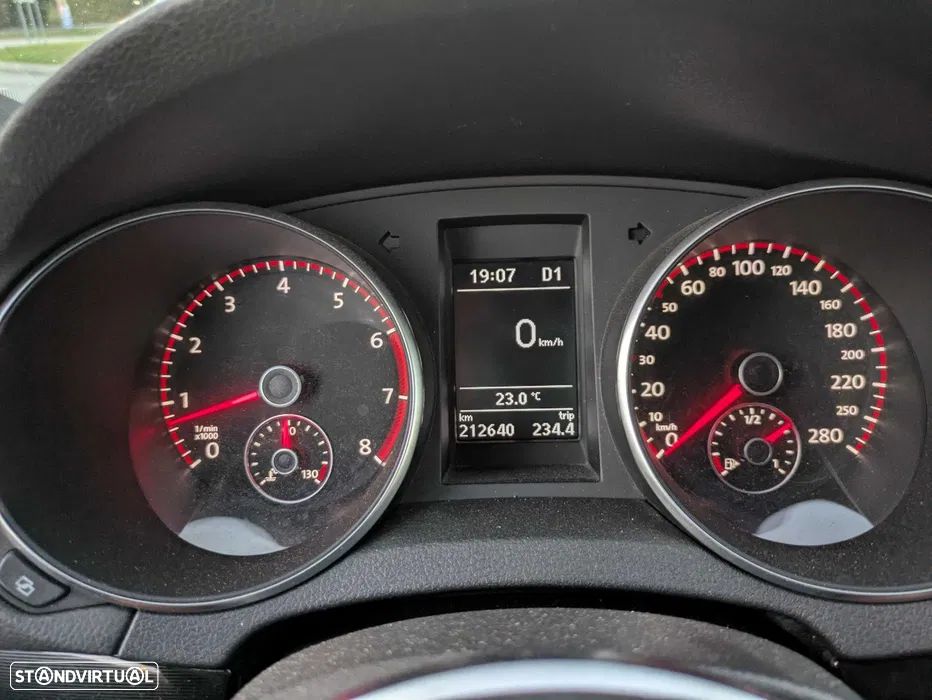 VW Golf 2.0 GTI DSG - 2