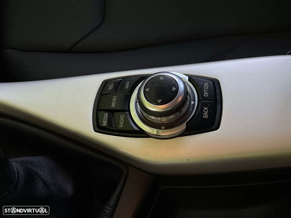 BMW 116 d EDynamics Line Urban - 27