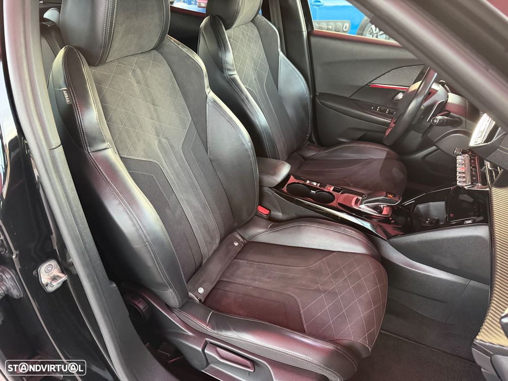 Peugeot 2008 PureTech 155 EAT8 GT Pack - 21