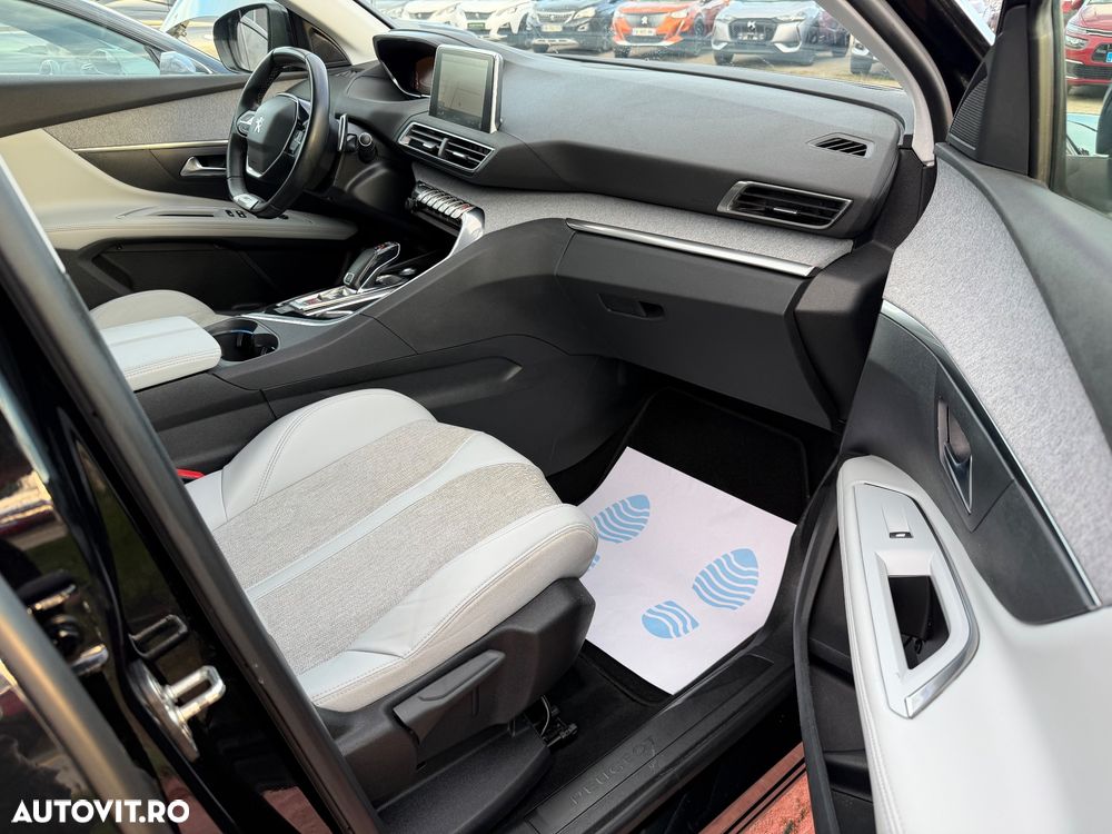 Peugeot 5008 1.5 BlueHDI s&s EAT8 GT-Line - 24