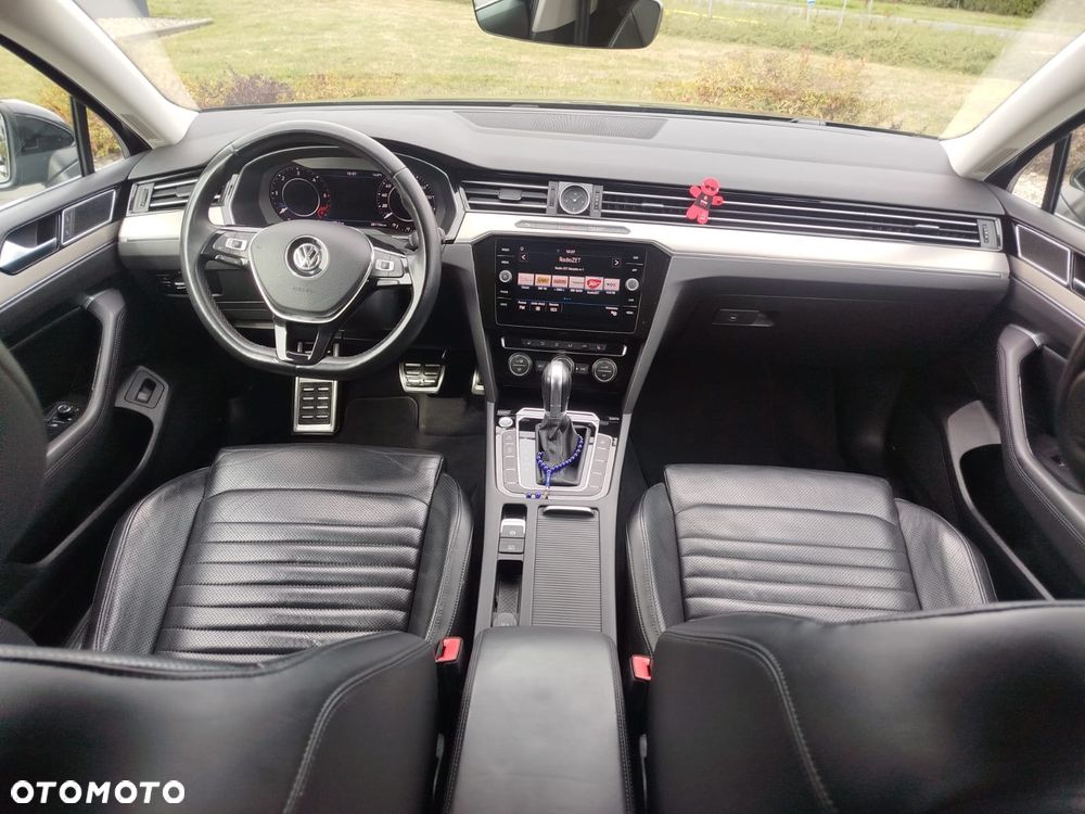 Volkswagen Passat 2.0 TDI SCR DSG 4Motion Business - 7