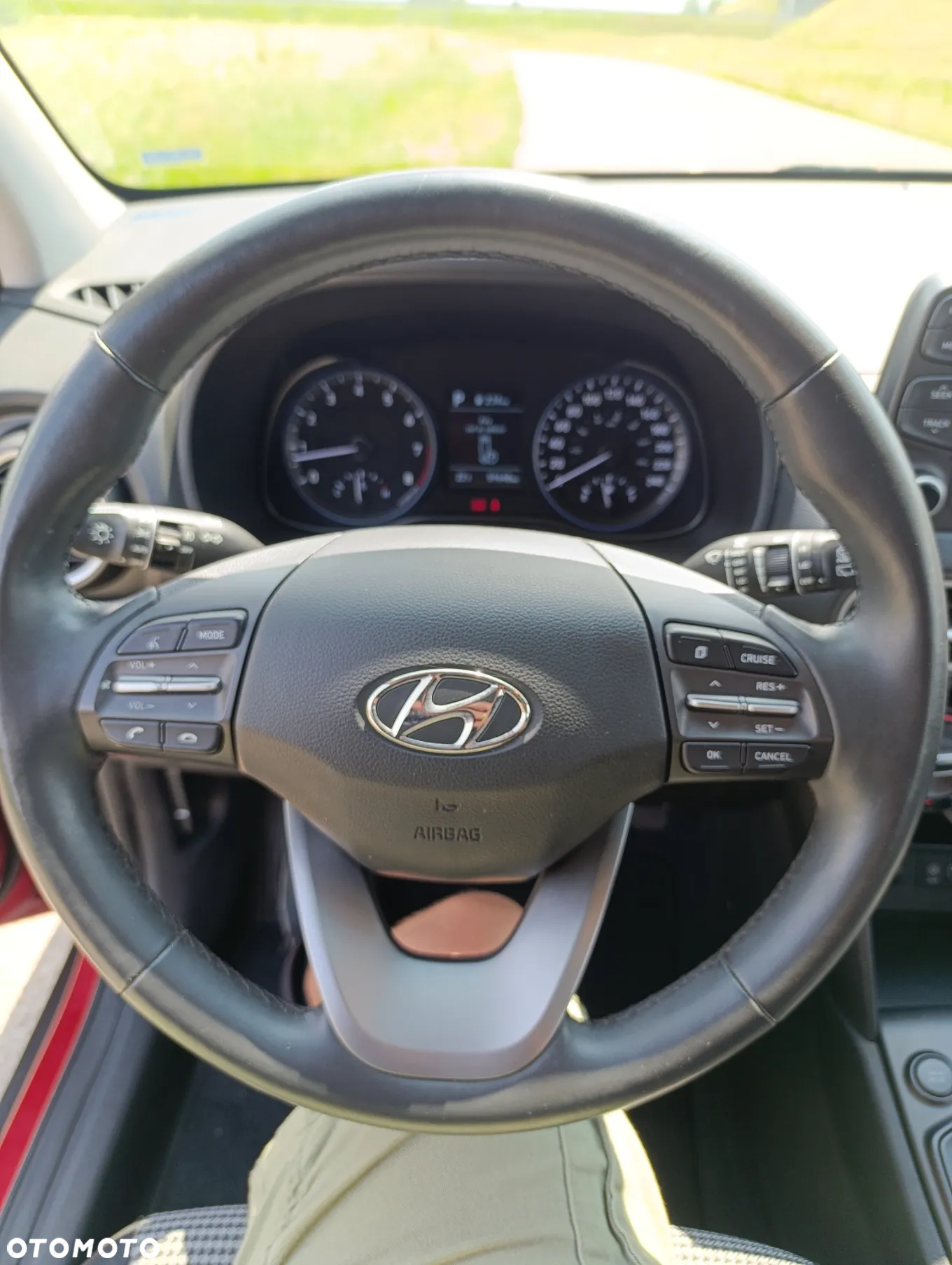Hyundai Kona - 17