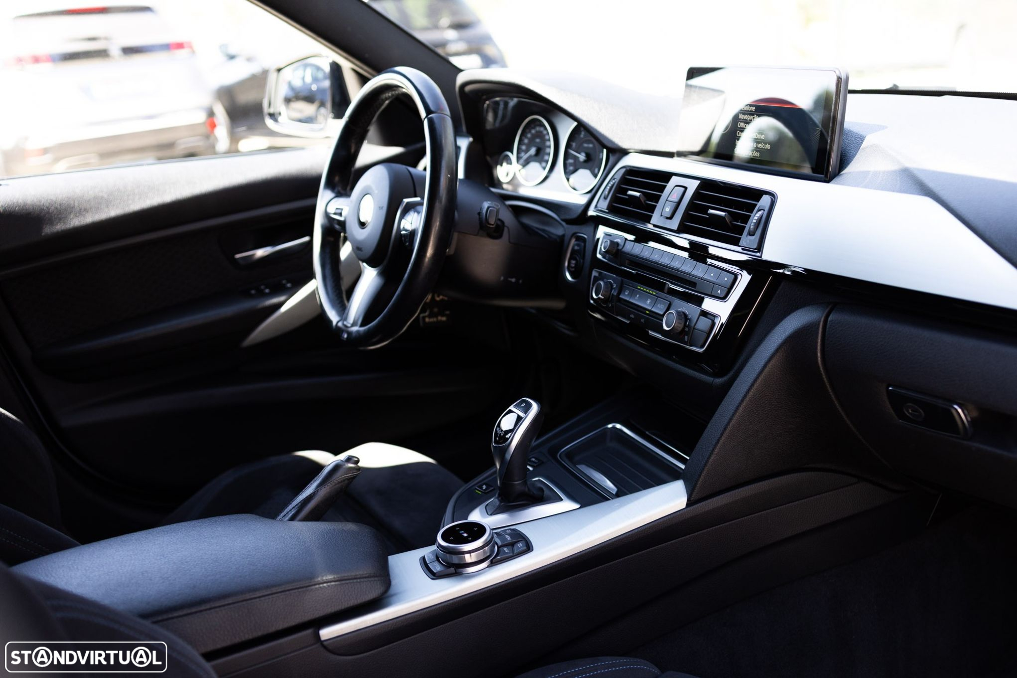 BMW 330 d Touring xDrive Pack M - 39