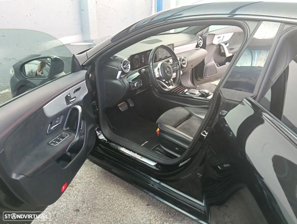 Mercedes-Benz CLA 180 d Shooting Brake AMG Line Aut. - 15