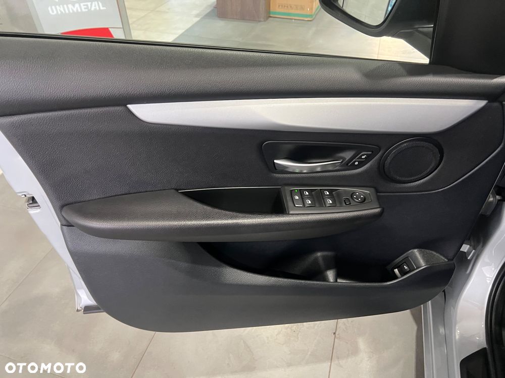 BMW Seria 2 218d Advantage sport - 15