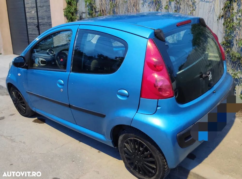 Peugeot 107 One 1.0 E - 13