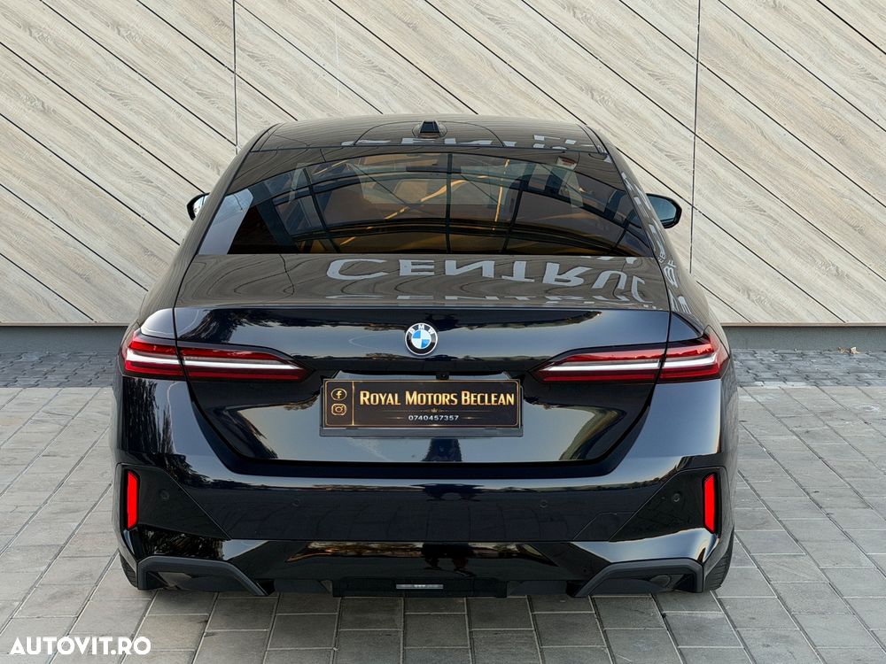 BMW Seria 5 - 18