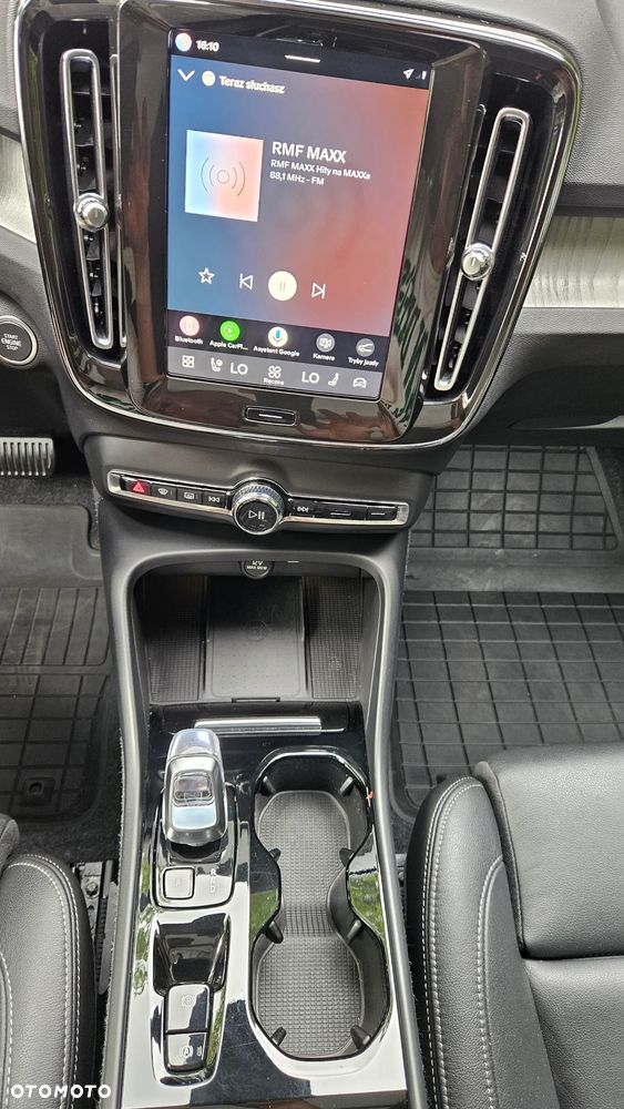 Volvo XC 40 - 34