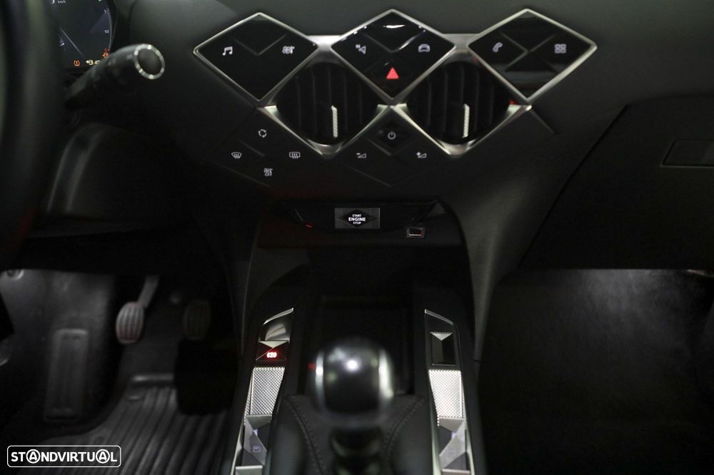 DS DS3 Crossback - 26